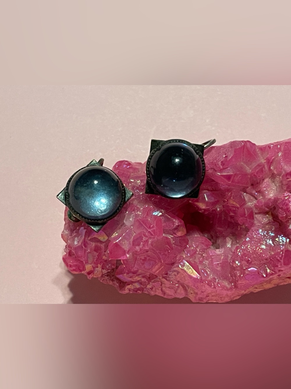 Vintage Blue Screw Back Earrings #9633